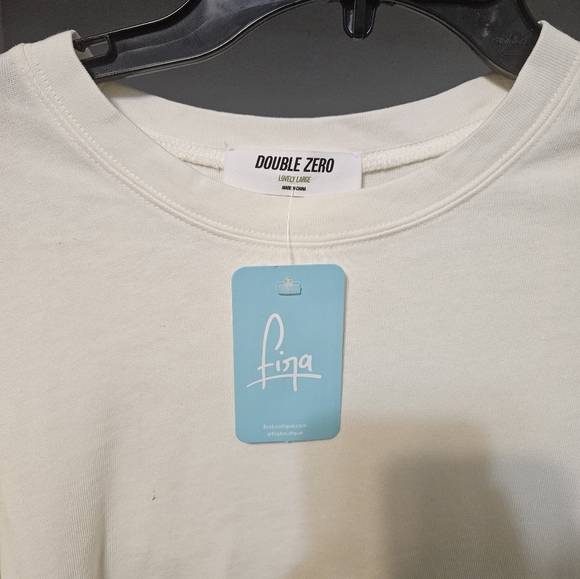 BRAND NEW WITH TAGS LIGHT WEIGHT SWEATER - Picture 2 of 2